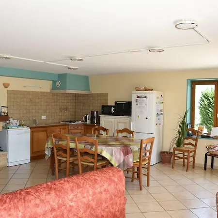 팜스테이 La Bardeliere Corbelin